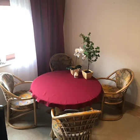 Haus Mit Seeblick - Terrassen - Grosszugig Auf 2 Ebenen - Freistehend 1.000 Qm Bringhausen